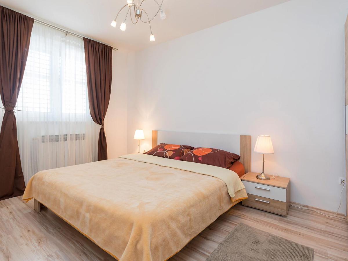 Tasha Apartment Пореч Екстериор снимка