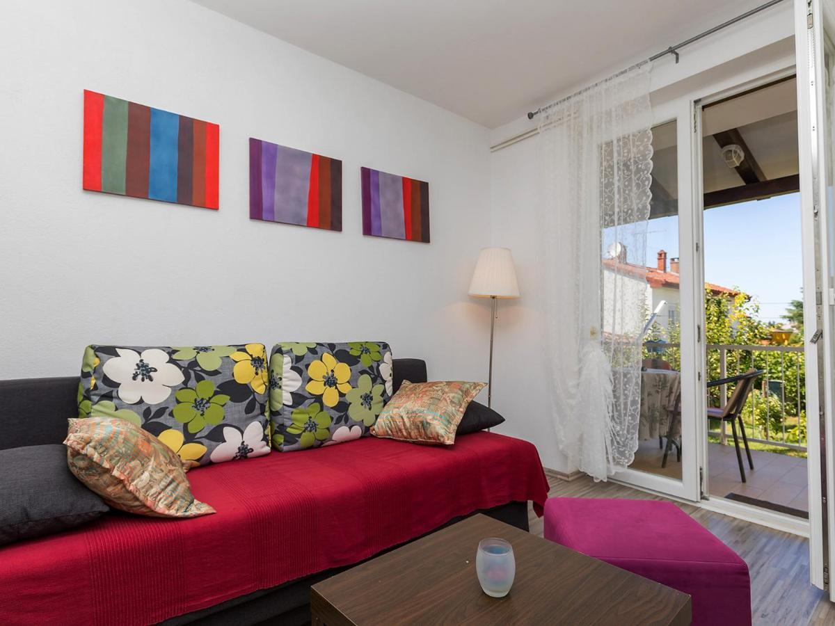 Tasha Apartment Пореч Екстериор снимка