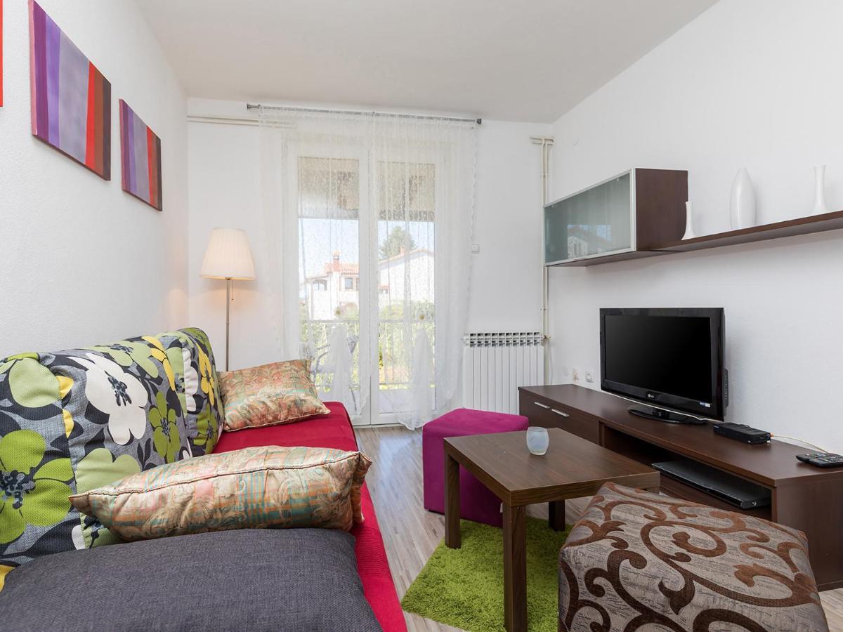 Tasha Apartment Пореч Екстериор снимка