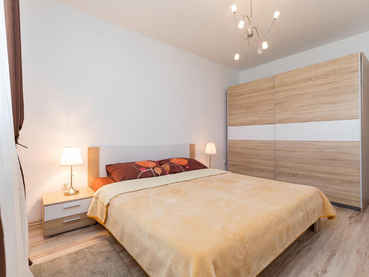 Tasha Apartment Пореч Екстериор снимка