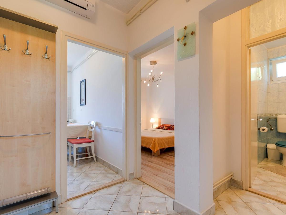 Tasha Apartment Пореч Екстериор снимка
