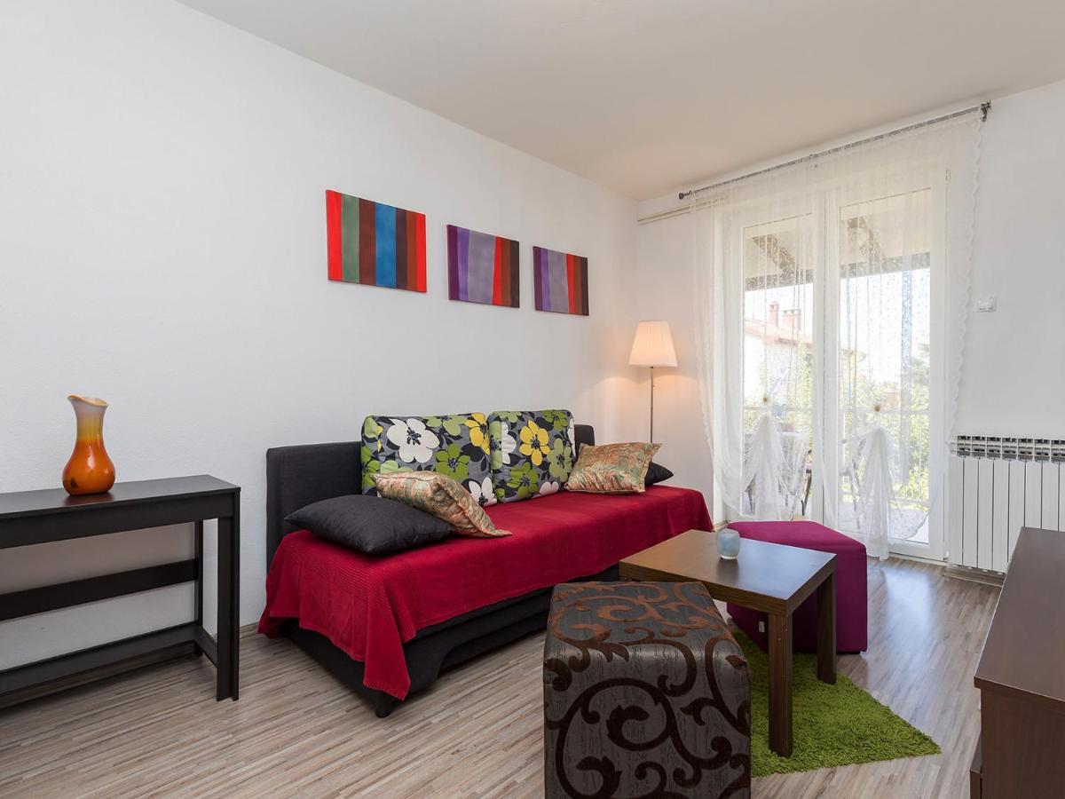 Tasha Apartment Пореч Екстериор снимка